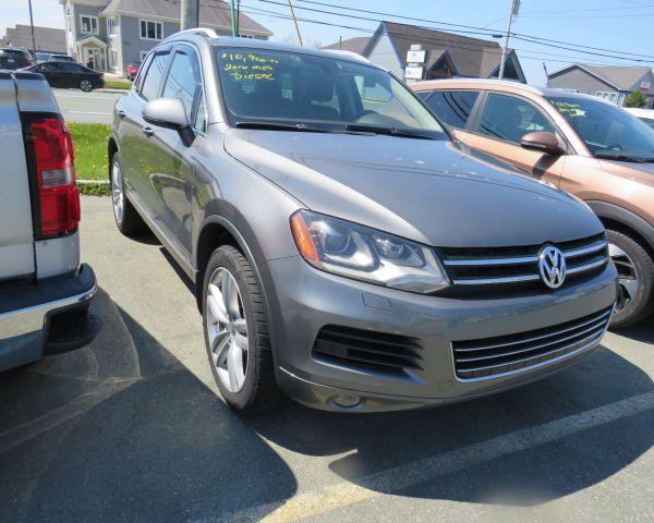 2014 Volkswagon TOUREG DISEL
