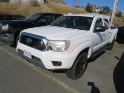 Derek Piccott Auto Sales : 2012 Toyota
